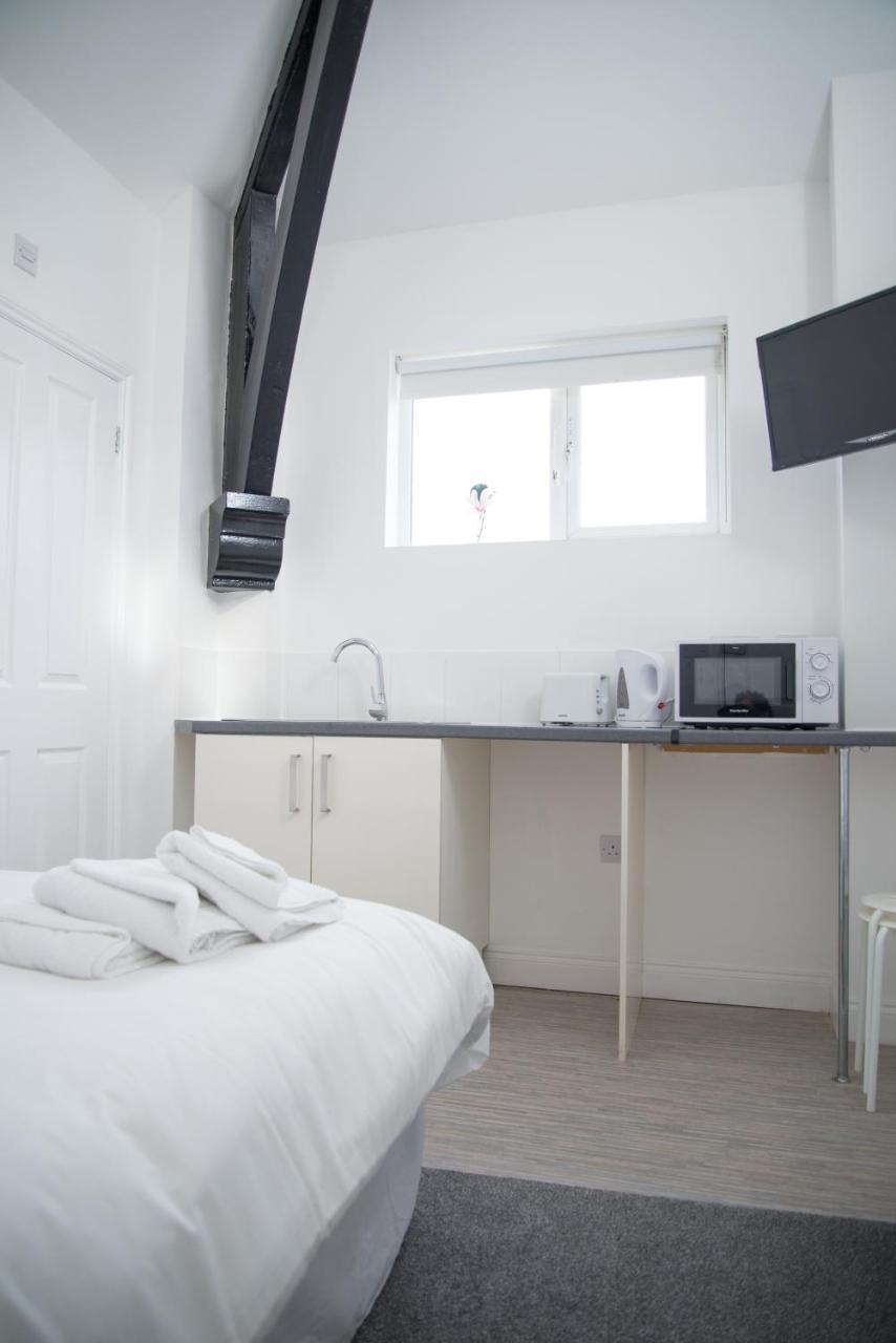 Tlk Apartments & Hotel - Бекенхам Екстериор снимка